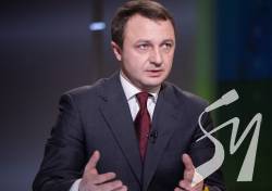 Жодних експериментів із заміни українського дубляжу титрами бути не може, – Кремінь Жодних експериментів із заміни українського дубляжу титрами бути не може, – Кремінь
